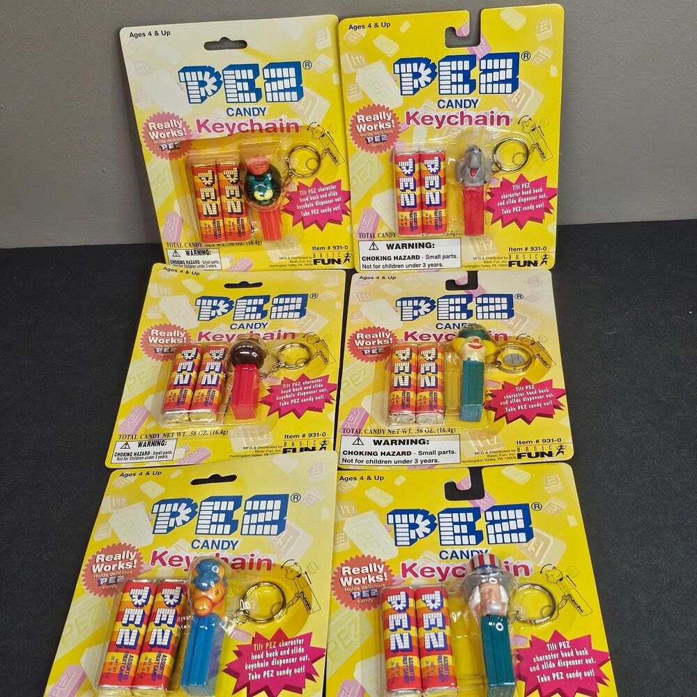 Lot of 6 Pez Keychains Vintage 1998 New in Package Mini Candy Dispensers
